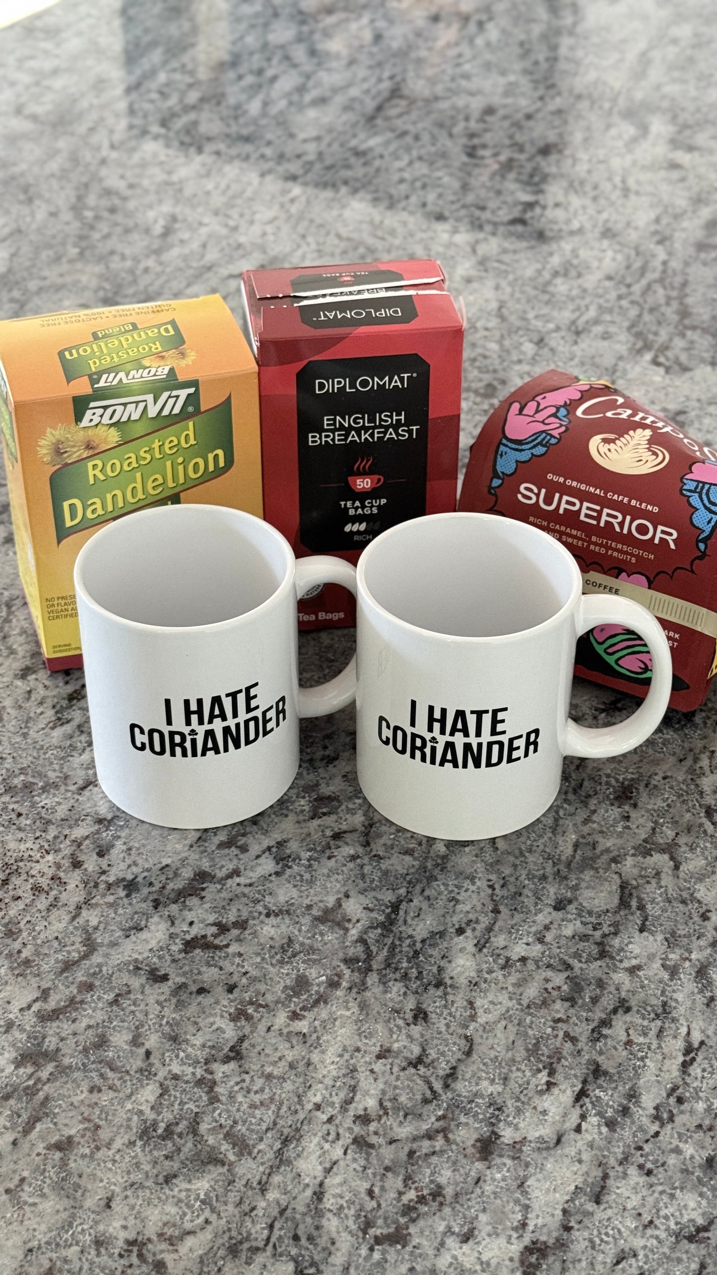 'I Hate Coriander' Mug (2x)